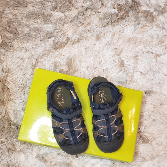 Lily & Dan Size 9/10 Sandals - Picture 5 of 7
